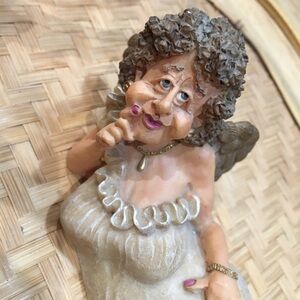 Thelma guardian grannies pinup figurine.